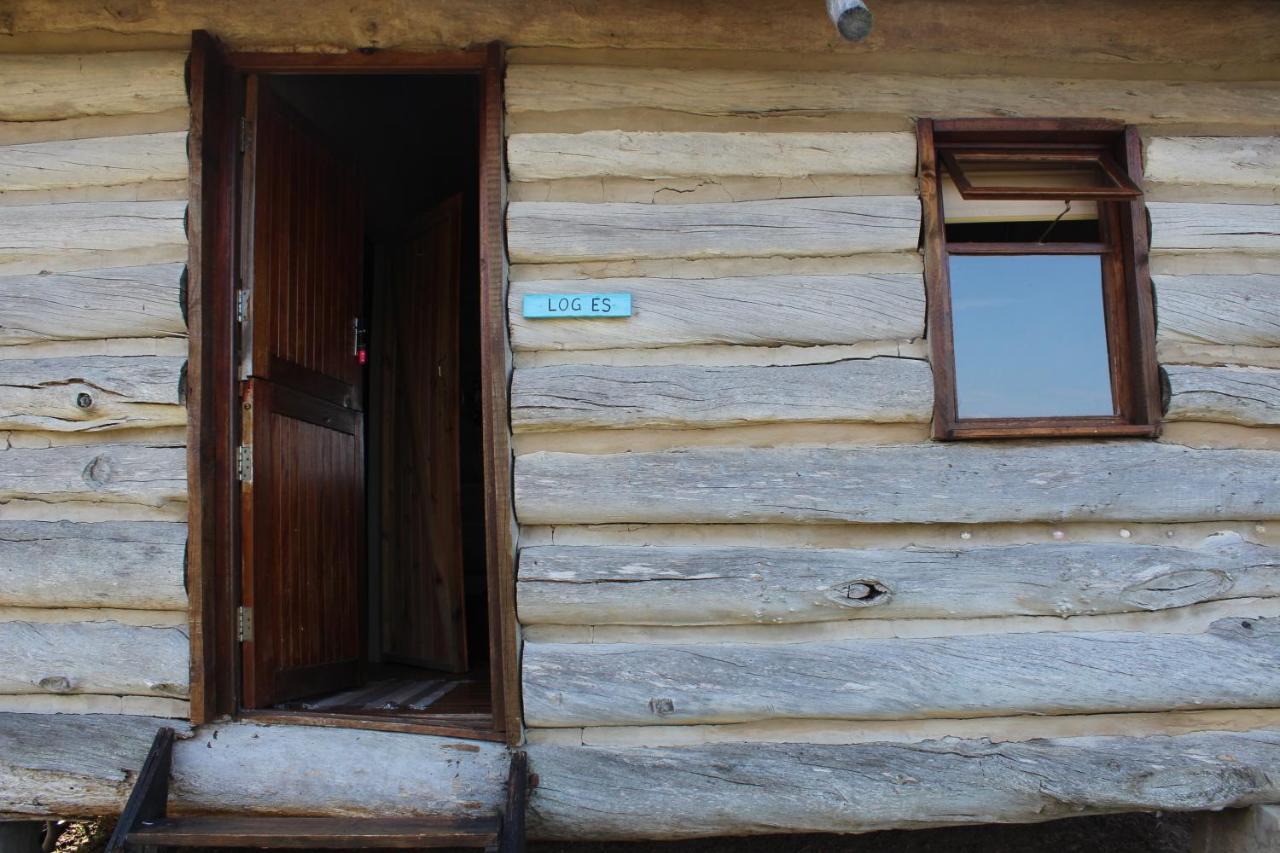 The Wild Farm Backpackers Vandrarhem Wildernis Exteriör bild
